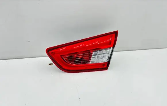 Maserati Ghibli Tailgate rear/tail lights 670004663 06700046630