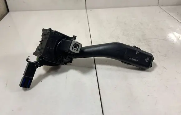 Volkswagen Jetta V Wiper control stalk 1K0953519C