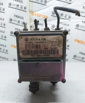 Volkswagen PASSAT B6 ABS Pump 3C0614109