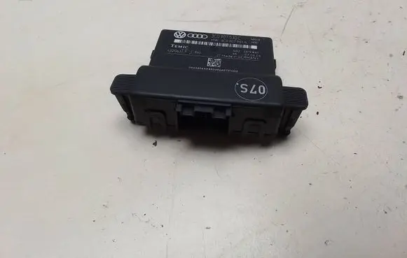 Volkswagen PASSAT B6 Gateway control module 3C0907530C 3C0907951A