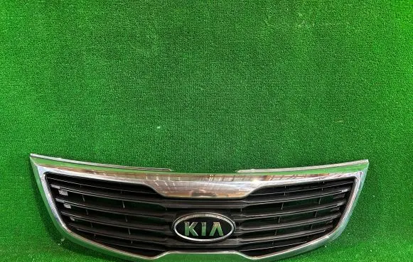 KIA Sportage Front bumper upper radiator grill 863523W000