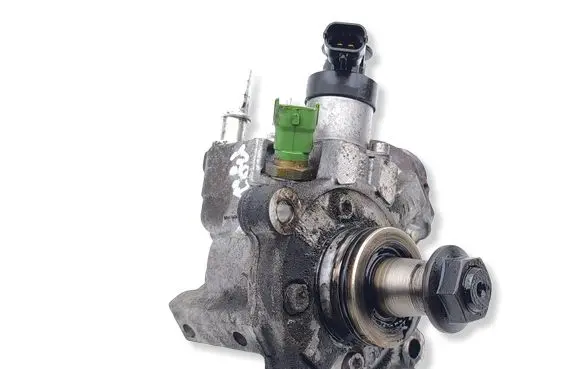 Land Rover Evoque II Fuel injection high pressure pump 0445010772 G4D39B395AB 10190829