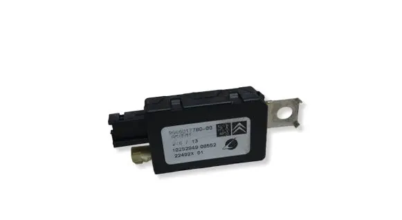 Citroen DS4 Aerial antenna amplifier 9666017780