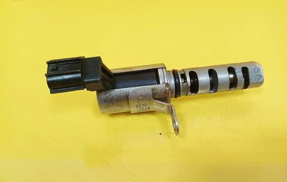 Daihatsu Cuore Camshaft vanos timing valve 