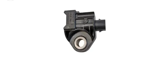Mercedes-Benz C W205 Airbag deployment crash/impact sensor A2139051300 869108 13175