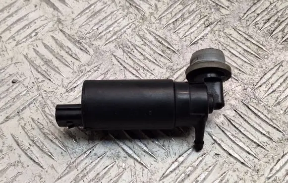 Toyota Corolla Verso AR10 Windscreen/windshield washer pump 8533005031 8533005030