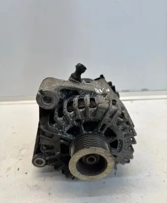 BMW 5 F10 F11 Generator/alternator 7807187 2543517B 131221A