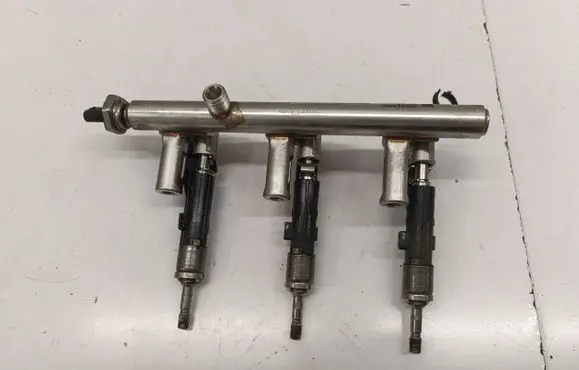 Opel Corsa F Fuel injectors set 9811353880 9822715980