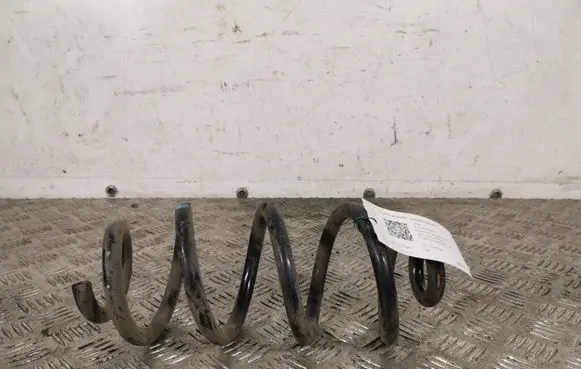 Nissan X-Trail T32 Rear coil spring XTRAIL16SPYRUOKLEGAL