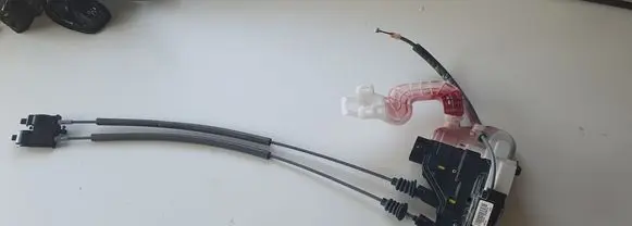 Hyundai Santa Fe Rear door lock