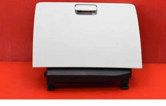 Suzuki Ignis Glove box 7341062R5