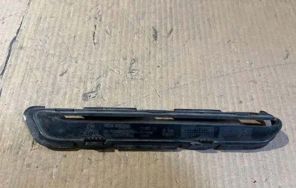 BMW M4 F82 F83 Rear bumper corner part panel trim 8056585