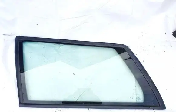 Volkswagen PASSAT B4 Rear side window