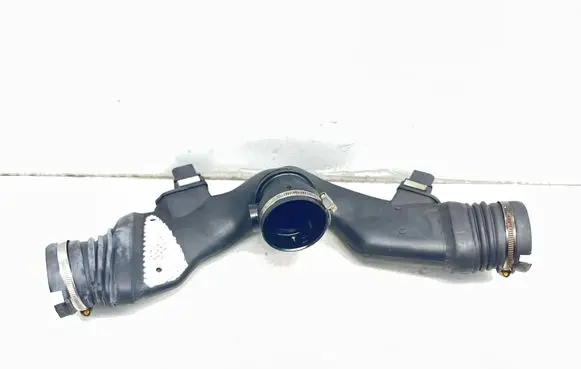 Mercedes-Benz CLK A209 C209 Turbo air intake inlet pipe/hose A6420908237