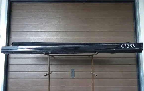 Ford Focus Front sill (body part) 