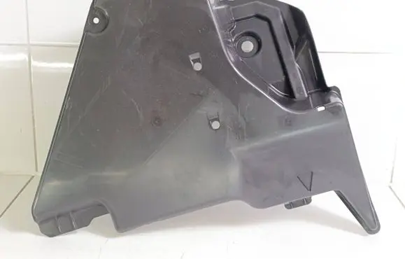 Toyota bZ4X Rear underbody cover/under tray 5762742010