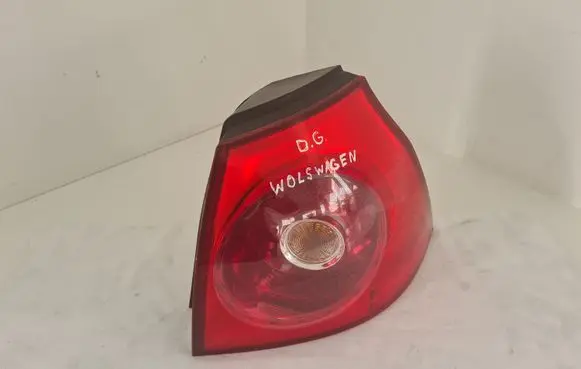 Volkswagen Golf V Rear/tail lights 1K6945096G