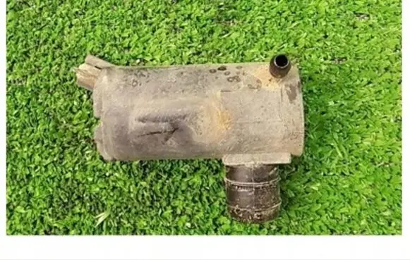 Mazda Millenia Headlight washer pump 