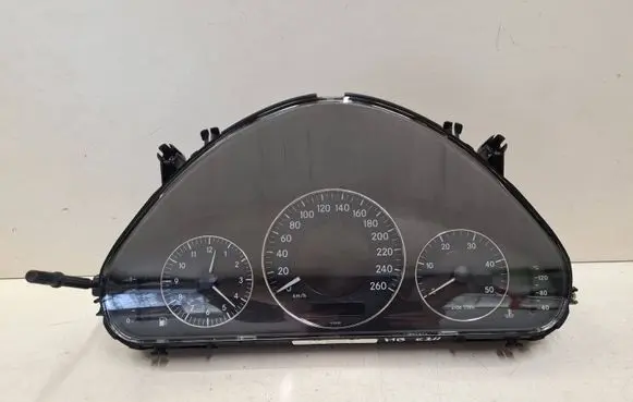 Mercedes-Benz E W211 Speedometer (instrument cluster) A2115400123 2115405647 A2115405647