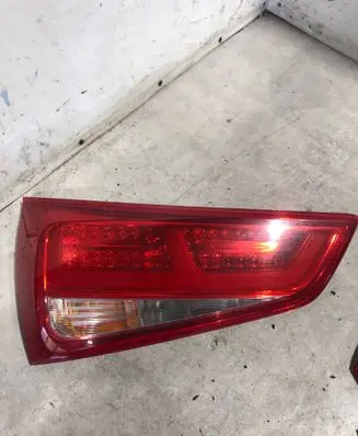 Audi A1 Tailgate rear/tail lights 8X0945093B