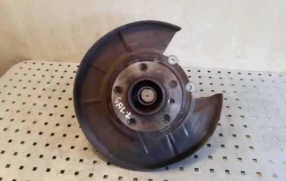BMW X5 E53 Rear wheel hub