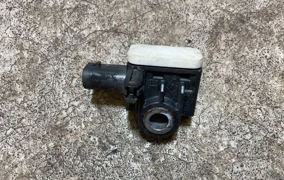 Audi E-tron GT Airbag deployment crash/impact sensor 971907651 230419602
