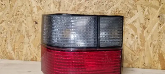 Volkswagen Transporter - Caravelle T4 Rear/tail lights 084411919r