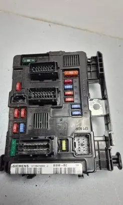 Peugeot Partner Fuse module 9650618580 567021148