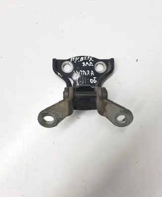 Opel Antara Rear door upper hinge