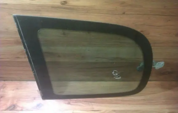 Renault Espace III Rear side window