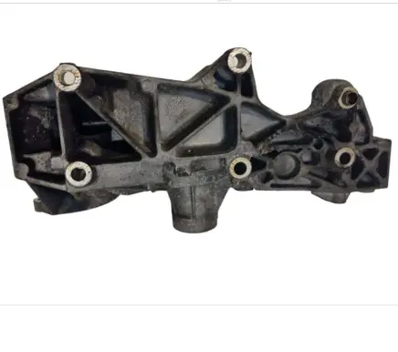 Audi A4 S4 B6 8E 8H Engine mounting bracket 038903143A