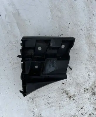 Volvo V40 Front bumper mounting bracket