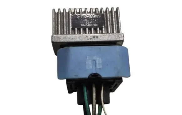 Glow plug pre-heat relay