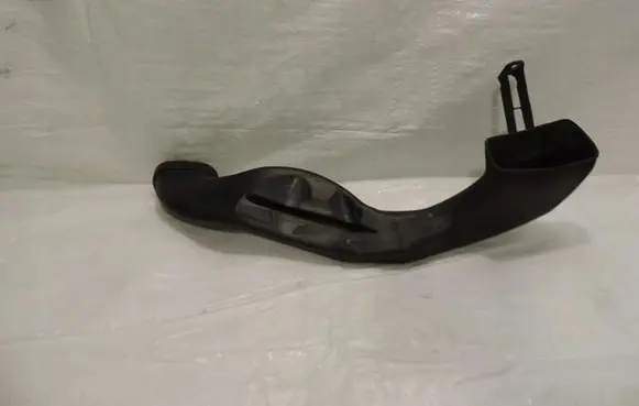 Opel Astra J Intercooler hose/pipe 13307080
