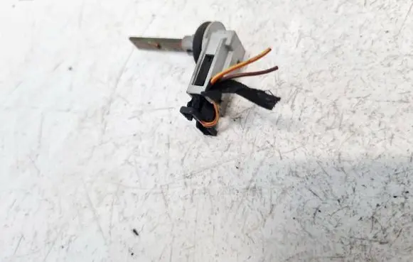 Volkswagen Touran I Interior temperature sensor 3D0907543