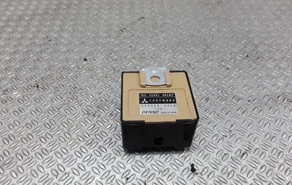 Mitsubishi Grandis Other relay 1257A002