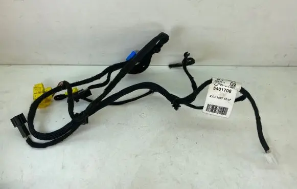 Mercedes-Benz C W204 Seat wiring loom A2045401706 A204