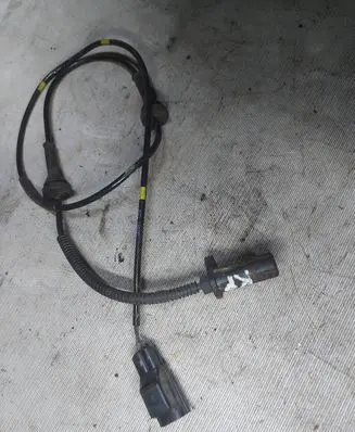 Volvo XC90 ABS brake wheel speed sensor 30682479