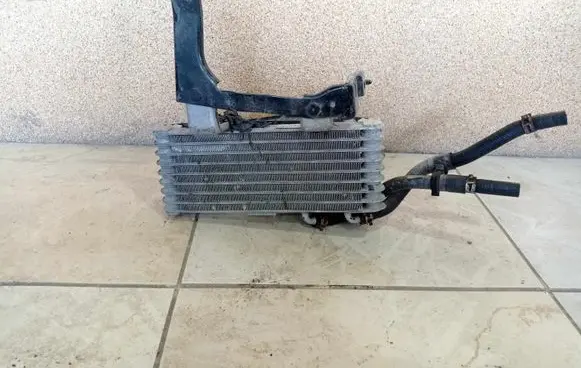 Toyota Highlander XU50 Gearbox / Transmission oil cooler 329100E07000 ACF900732