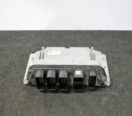 BMW X1 F48 F49 Engine control unit/module 170609317 8691833