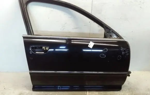 Audi A8 S8 D3 4E Front door