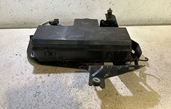 Opel Insignia A Tailgate hydraulic pump motor 13279362 A043302 GMT3710