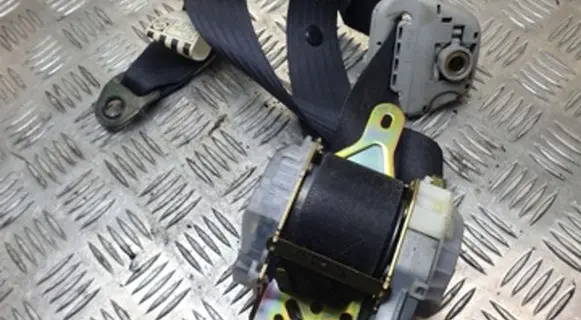 Toyota Corolla Verso E121 Front seatbelt 551083 0431058