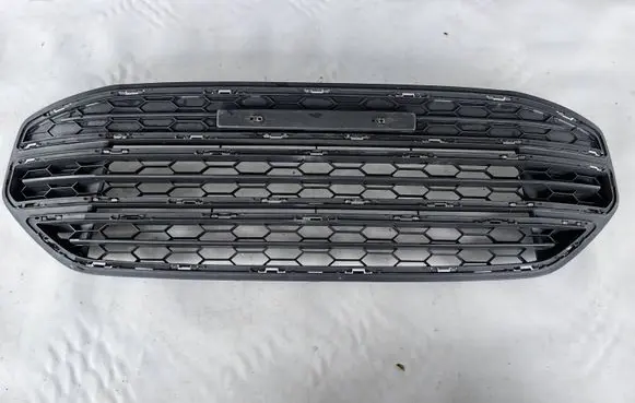 Ford Ecosport Front bumper upper radiator grill CN1517B968