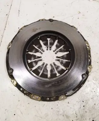 Nissan Qashqai Clutch set kit 8200450217 302105717r