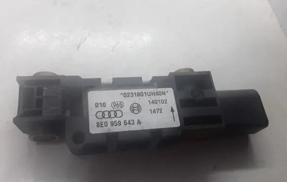 Audi A4 S4 B6 8E 8H Airbag deployment crash/impact sensor 8E0959643A