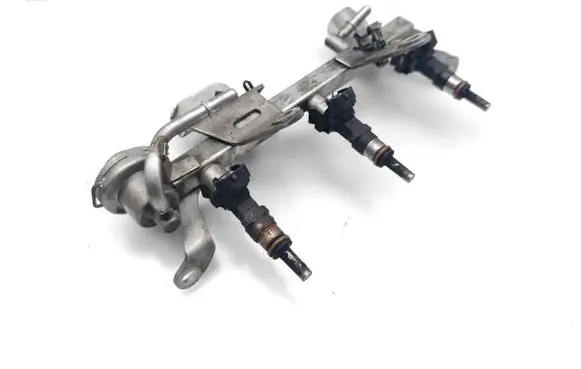 Dacia Sandero Fuel injectors set 166008740R 0280158293 175201470R