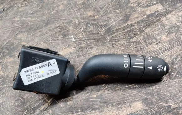 Jaguar XJ X350 Wiper control stalk 2W9317A553AD