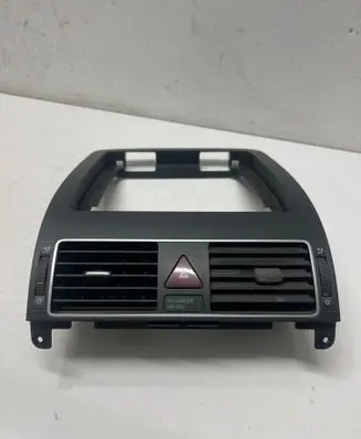 Volkswagen Touran II Dash center air vent grill 1T1819728G