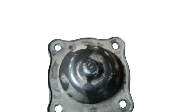 Volkswagen Touareg II Front shock absorber mounting bracket 